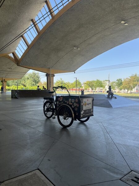 Outdoor education cargo bike